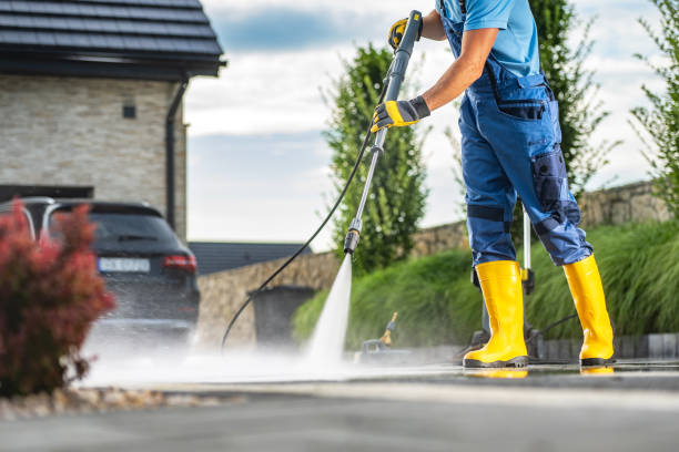 Best Concrete Pressure Washing  in Lewiston, MN